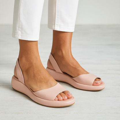 Isabelle │ Open and non-slip sandals
