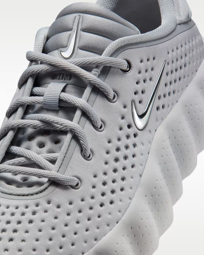 Nike Mind 002