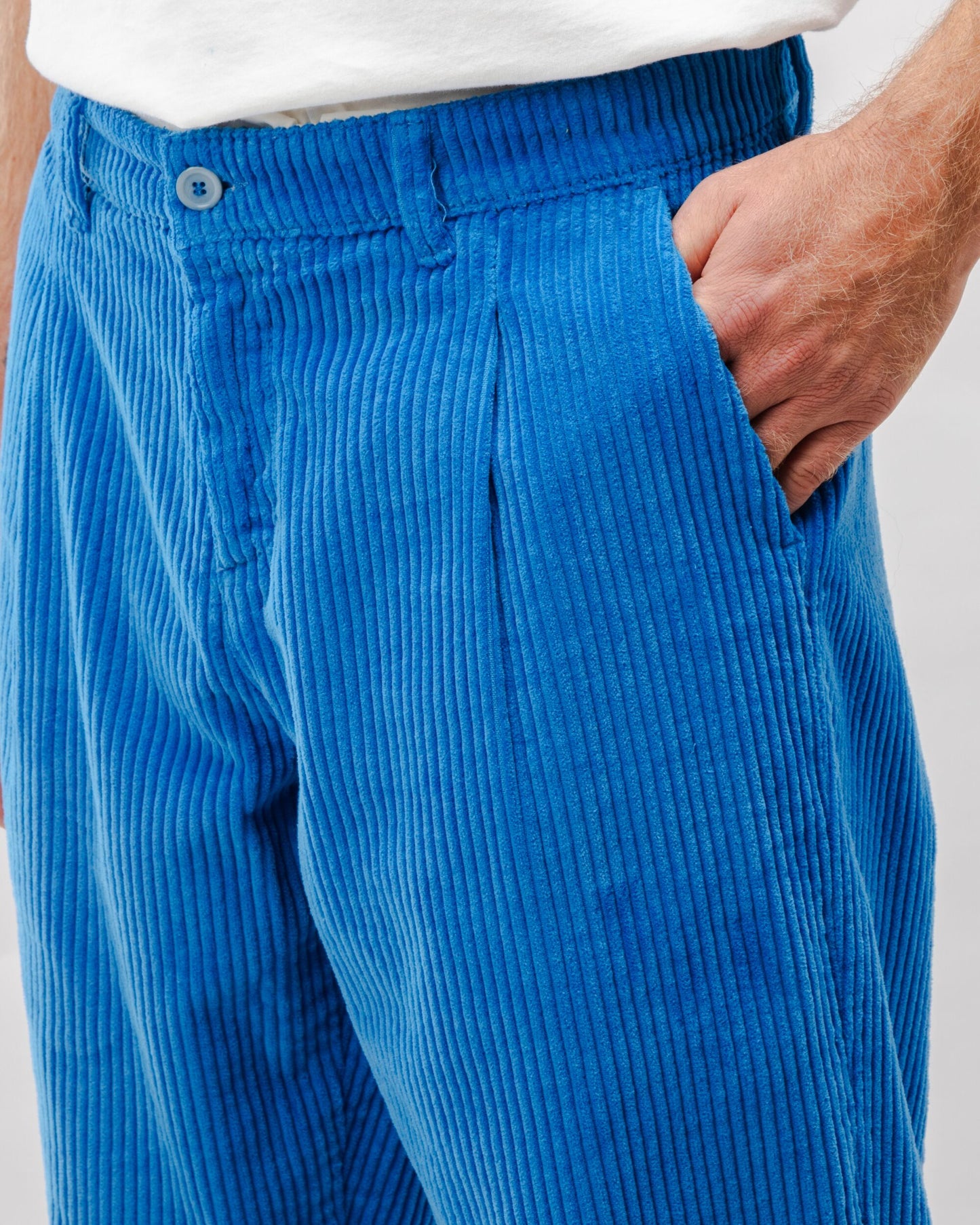 Corduroy Pleated Chino Pants Blue - Sansa London