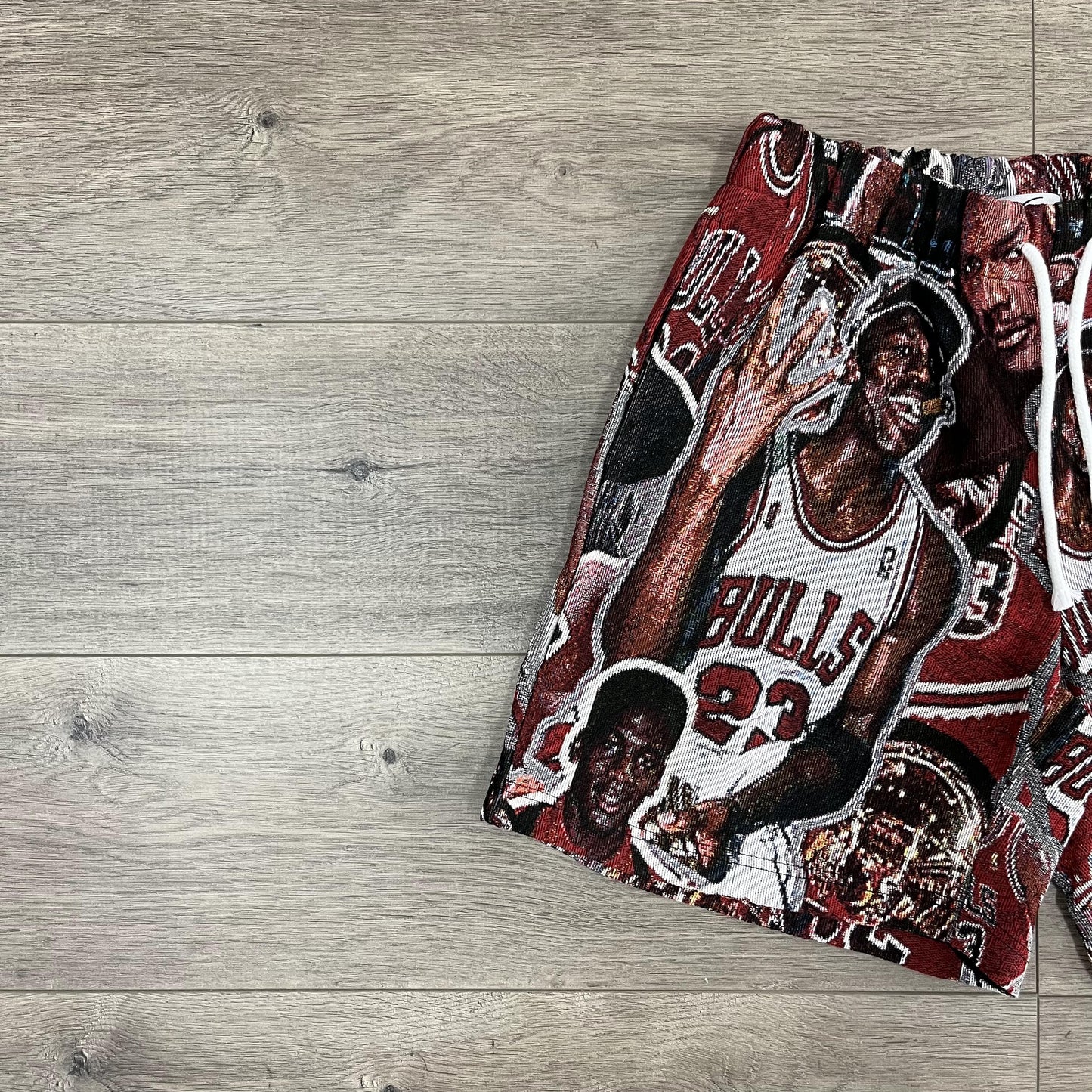 NEW MJ COLLECTION TAPESTRY SHORTS